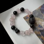 -Mo Fen Agarwood Silver Radiant Stone