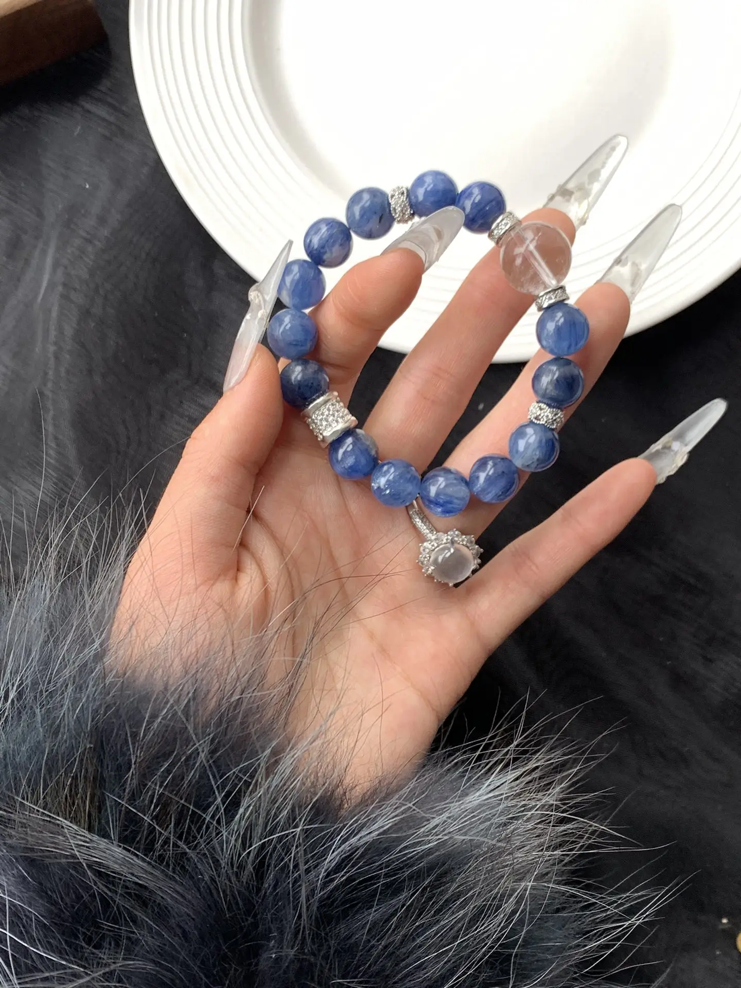 i1733571473_4329_7.webp High quality cat eye oil painting with symbiotic blue crystal 11-12mm white crystal 15
(Super Whitening) - Image 1