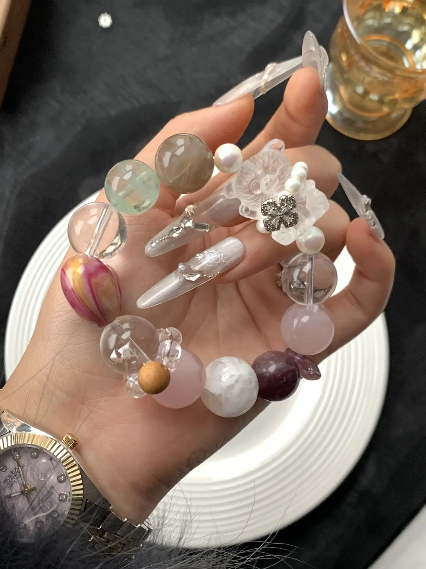 i1733573979_7609_3.webp High end customized snowflake ghost white crystal green fluorite lacquer bead purple lithium mica backbone powder crystal 16mm - Image 1