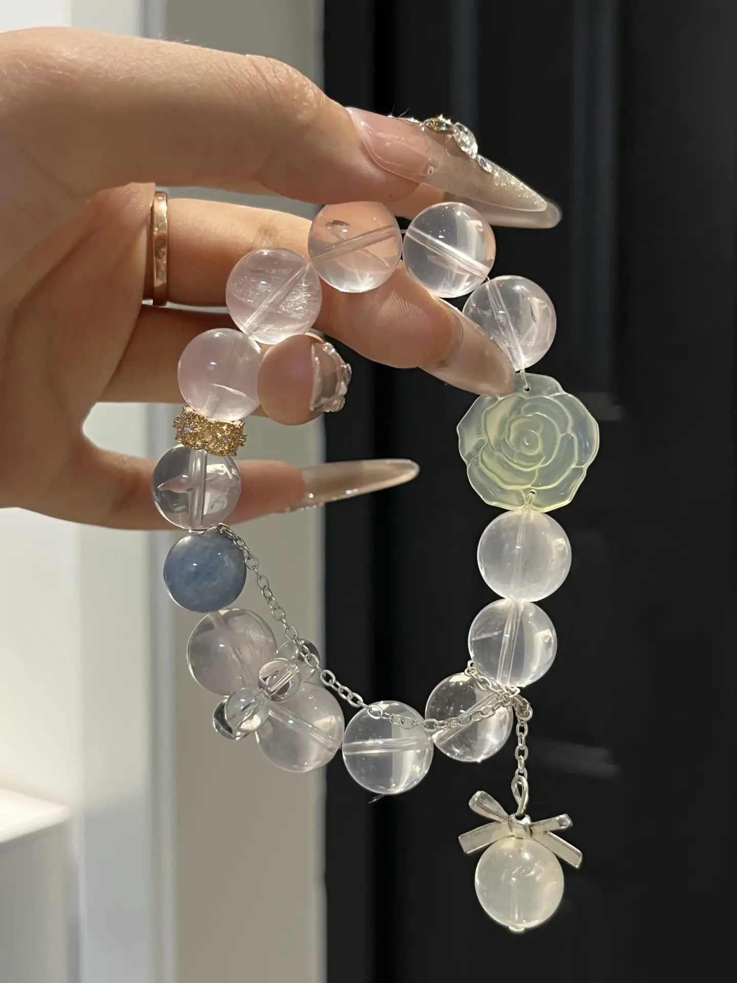 i1748183336179_4538_0_1.webp Pink crystal sea blue precious jade 13-14mm - Image 1