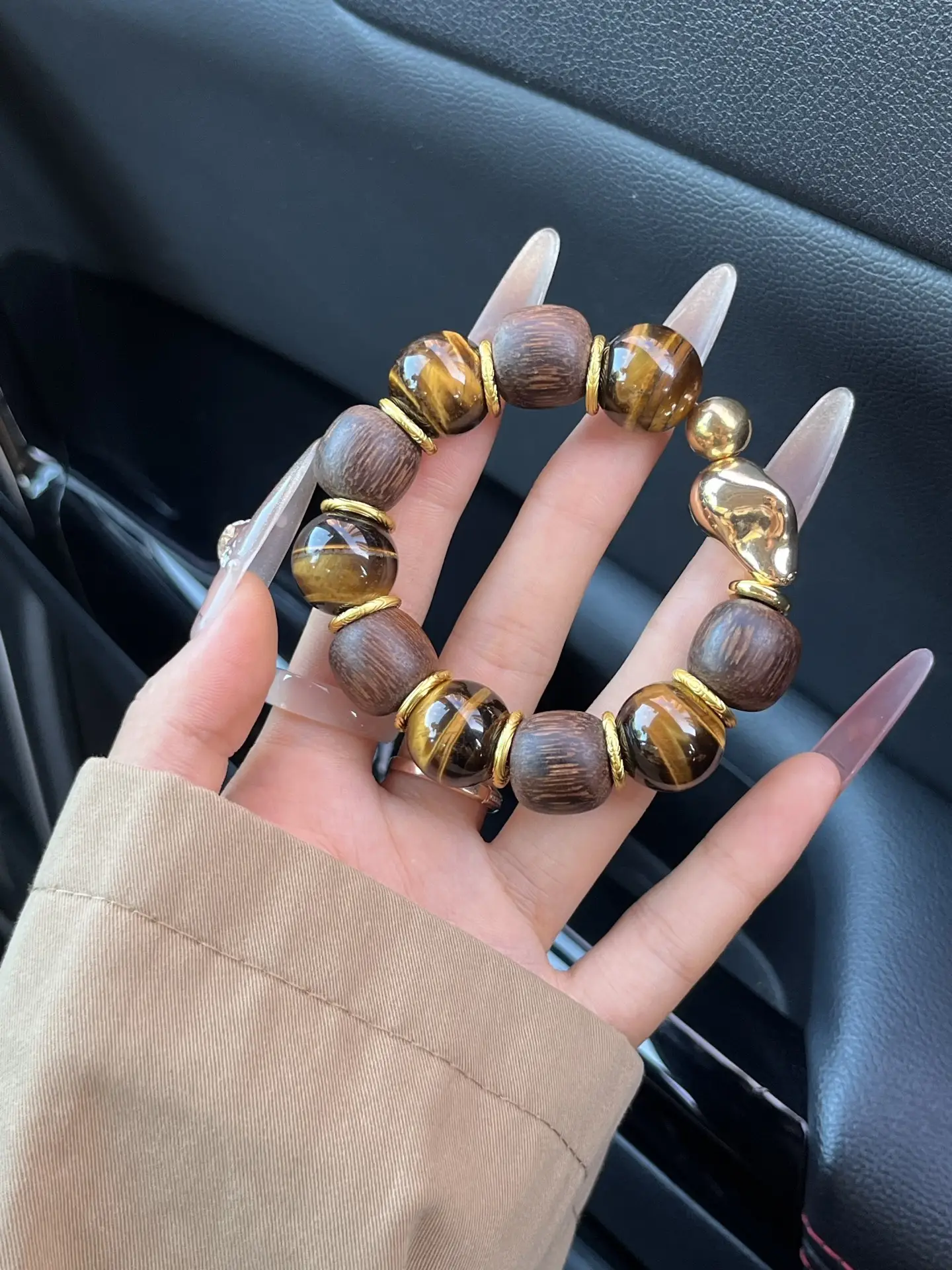 i1754381732634_1605_0_0.webp Qixi limited time welfare fund Golden Tiger Eye Agarwood 16mm - Image 1