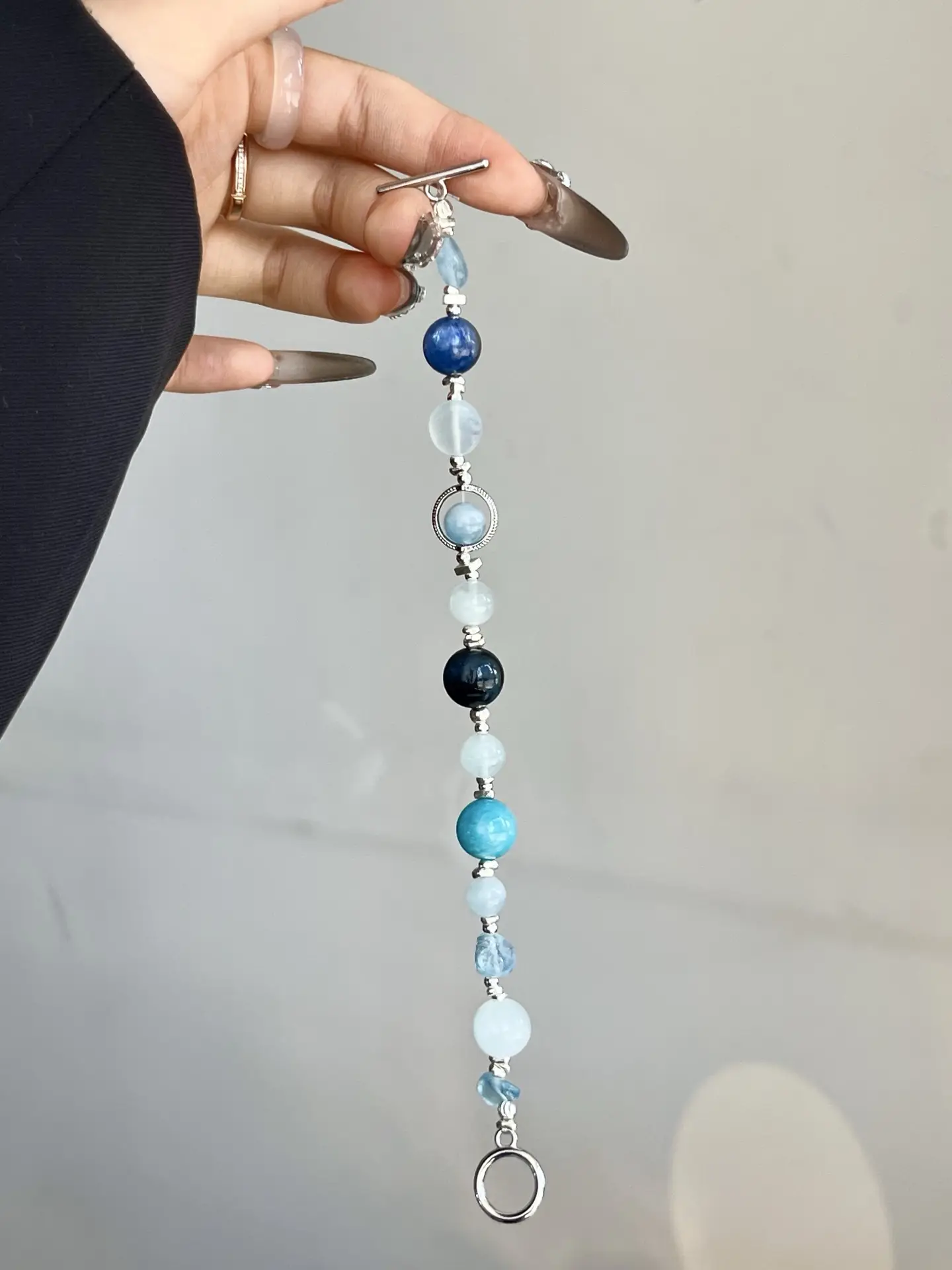 i1755494716402_9823_0_0.webp Sea Blue Treasure Blue Crystal Blue Tiger Eye Tianhe Stone 10-12mm - Image 1