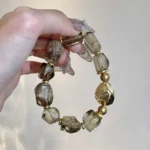 Tea crystal shaped rough stone (irregular edges, different sizes and shapes, please do not take photos if you mind)